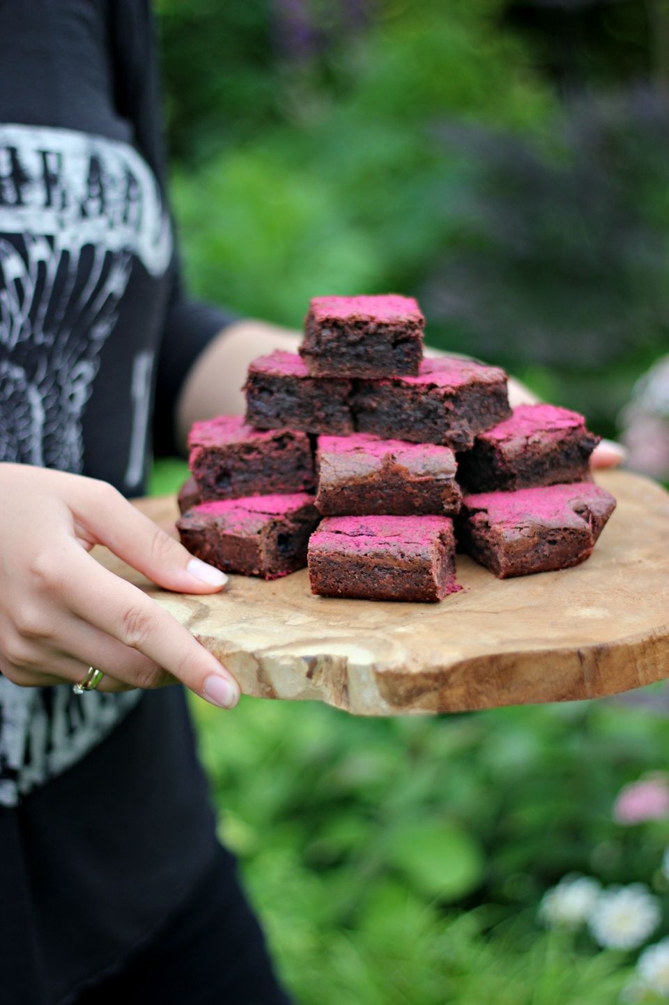 BLACK CURRANT BROWNIE