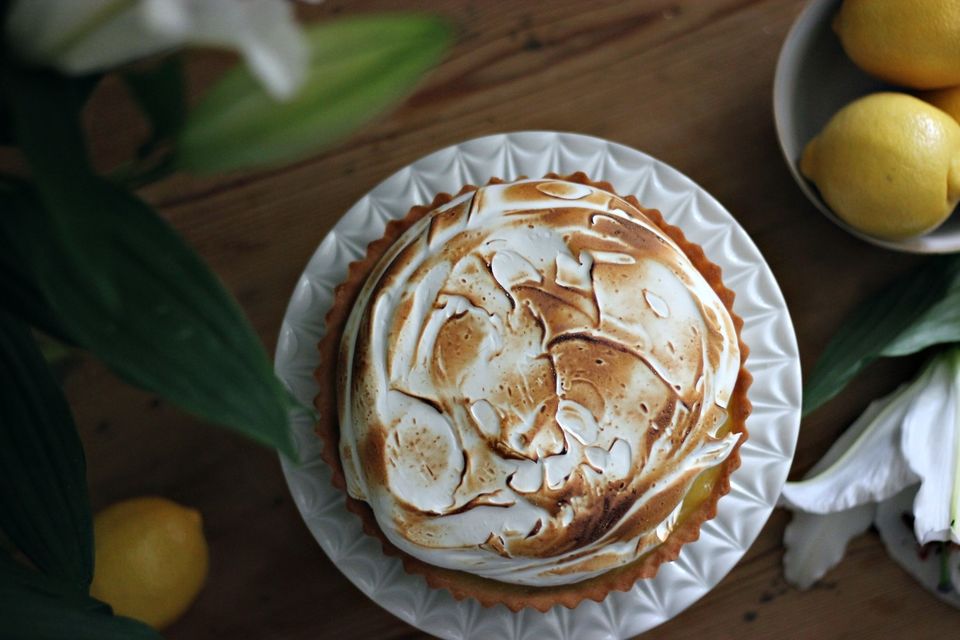 LEMON MERINGUE TART