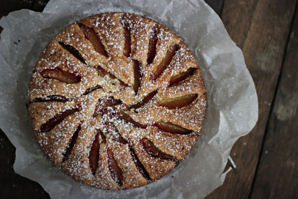 PLUM MARZIPAN CAKE