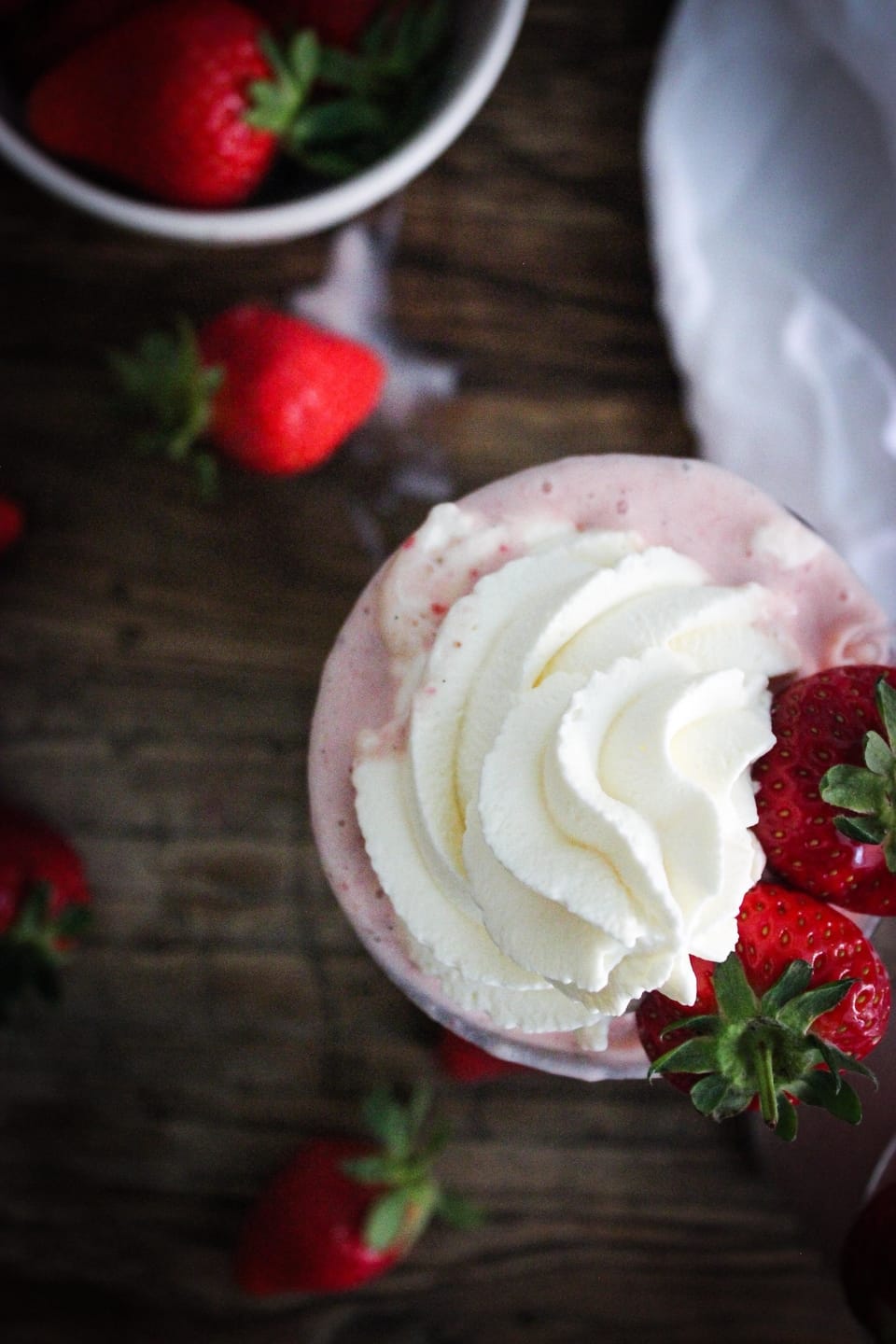 STRAWBERRY MILKSHAKE