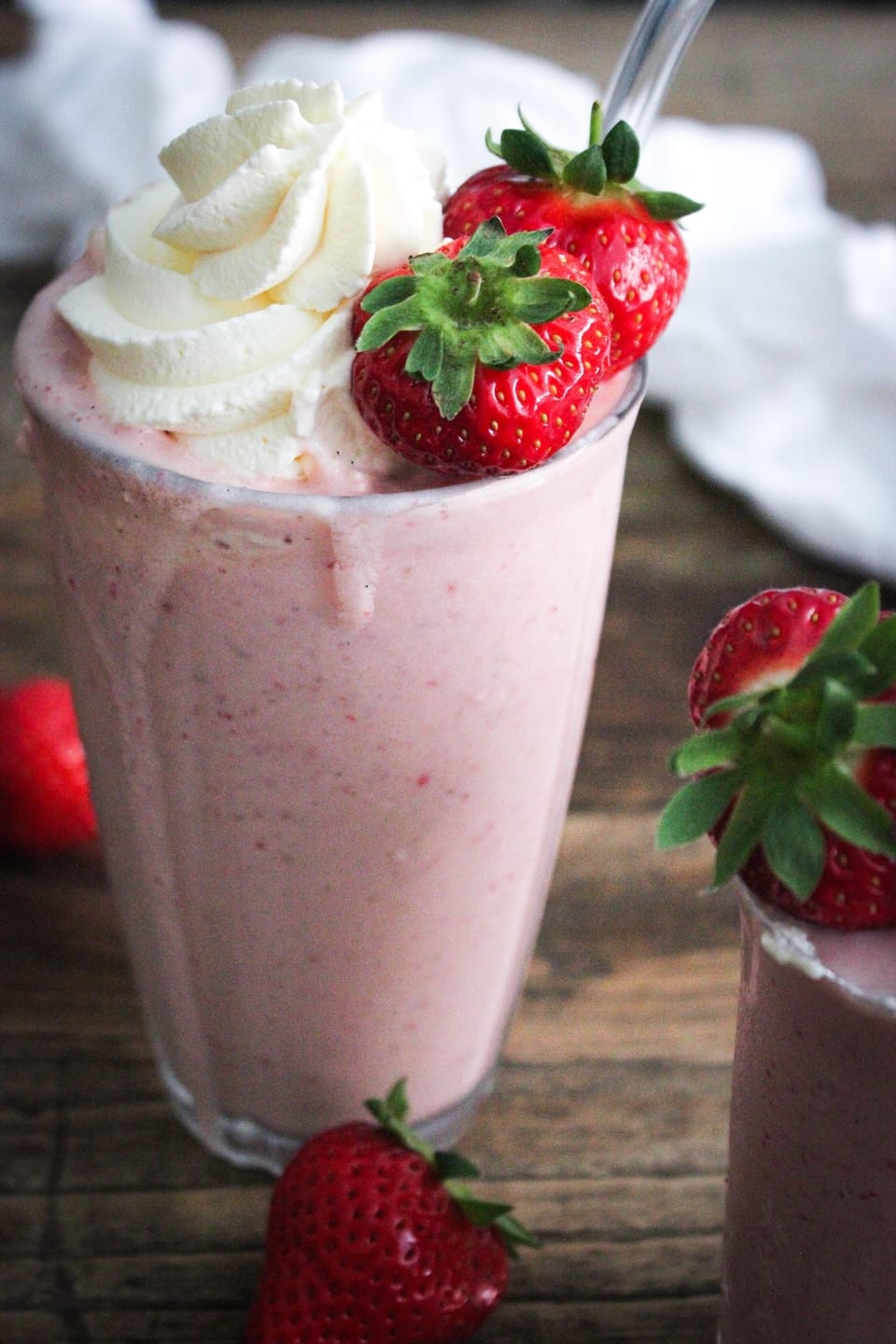 STRAWBERRY MILKSHAKE