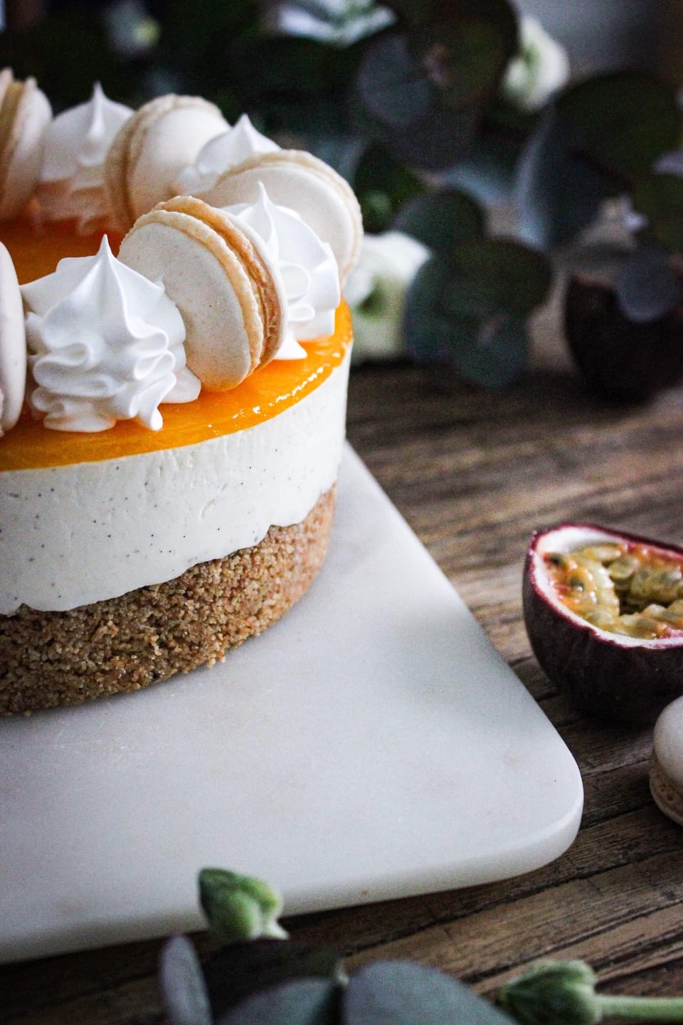 PASSION FRUIT CHEESECAKE